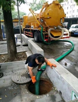 徐汇区专业机器疏通下水道 高压清洗市政管道清淤 快速上门